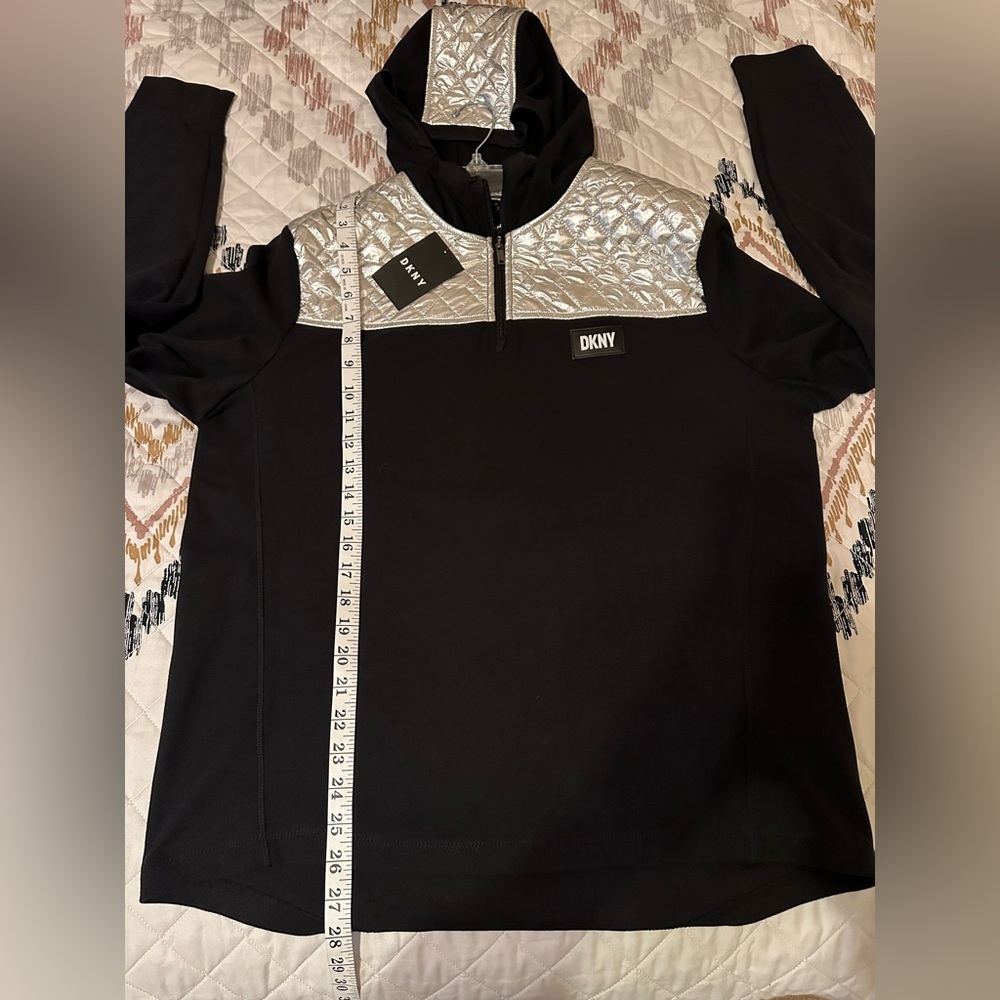 DKNY Black Top with Silver Quilted hoodie. Size Medium. NWT. - Picture 10 of 11